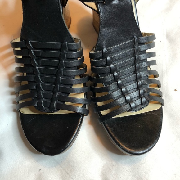Isaac Mizrahi black leather wedge strappy sandals - Picture 7 of 7